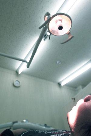 静岡市で歯周病を予防するための効果的な対策と信頼できる歯科医院ガイド