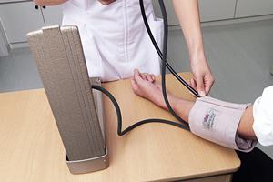 浜松市の矯正歯科について紹介するサイト