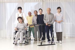 茂原市でのインプラント治療のすべて：安全性、費用、そして家族の笑顔を守るための完全ガイド